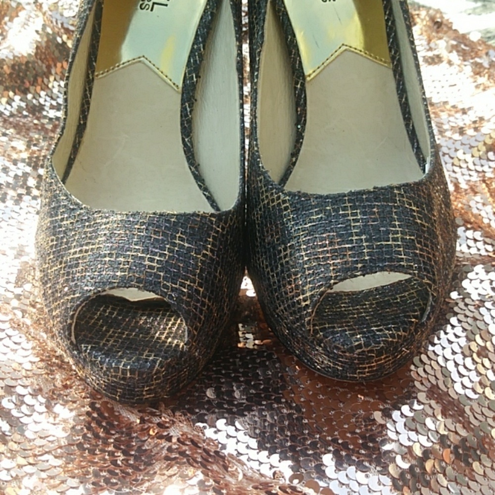 Michael Kors platform peep toe high heels - Picture 7 of 8
